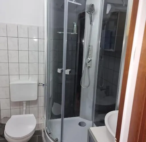 Monteurunterkunft Naehe Centro - 2ogr Lejlighed Oberhausen (North Rhine-Westphalia)